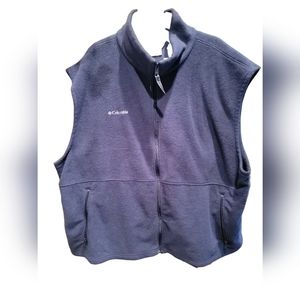 Columbia Sportswear Sleeveless Jacket.  P2P: 29" L: 29.5"